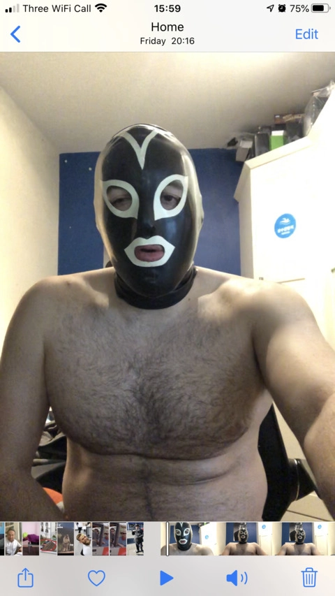 RubberSlave OnlyFans Picture