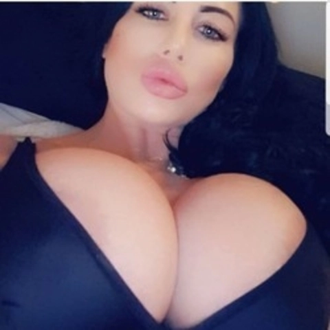 Tiaxxcleggxx OnlyFans Picture