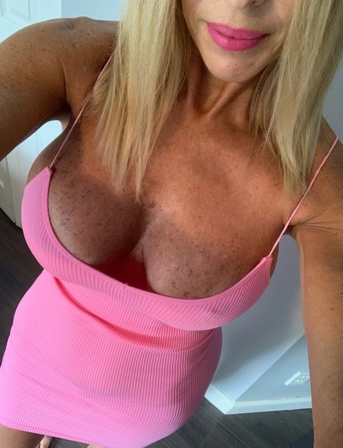 Latin_Goddess OnlyFans Picture