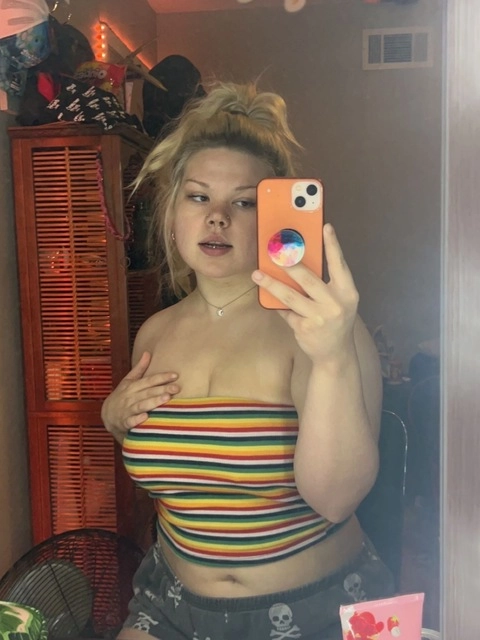 HoneyBunBaby OnlyFans Picture