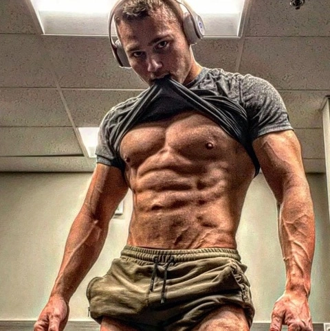 BODYBUILDER BOY OnlyFans Picture