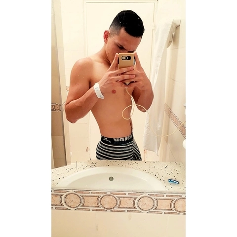 Diego Fabián Varon OnlyFans Picture