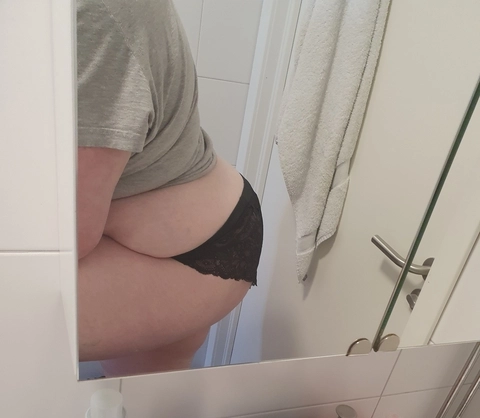 ZebraPants95 OnlyFans Picture
