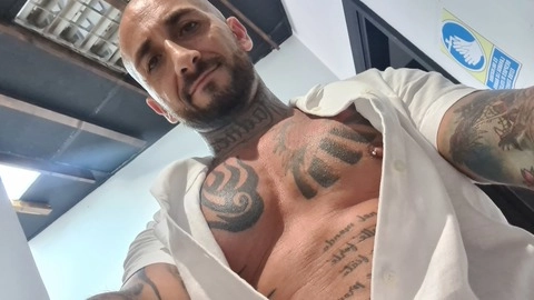 Marco Baral OnlyFans Picture