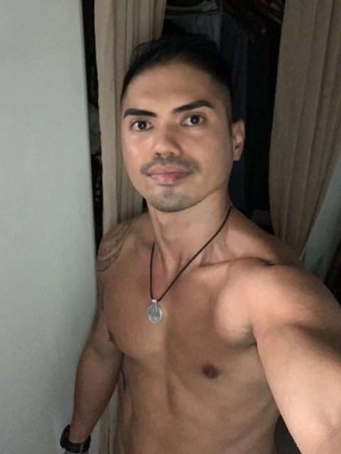 Alvin Cabrera OnlyFans Picture