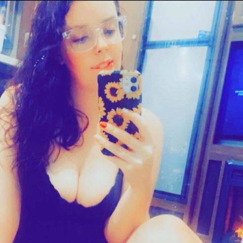 Flirtyfiregirl OnlyFans Picture