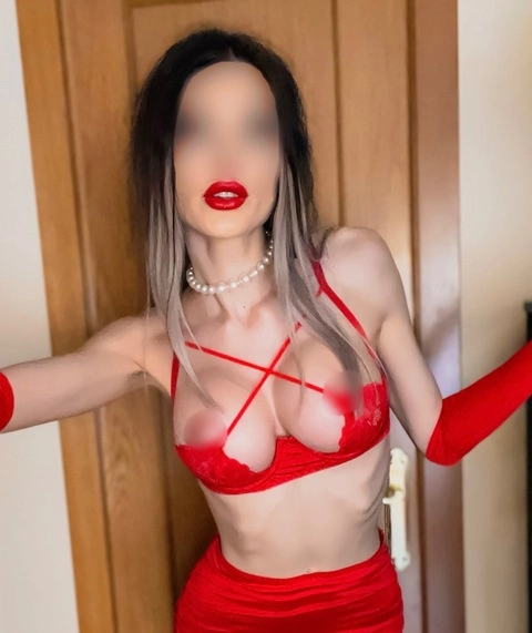 Laura Minnie VIP OnlyFans Picture