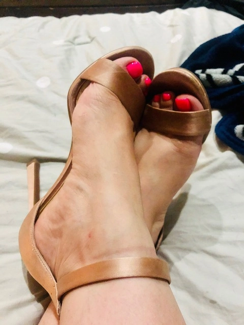 Lovely Feet OnlyFans Picture