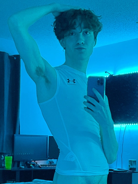 CollegeBoyCJ OnlyFans Picture