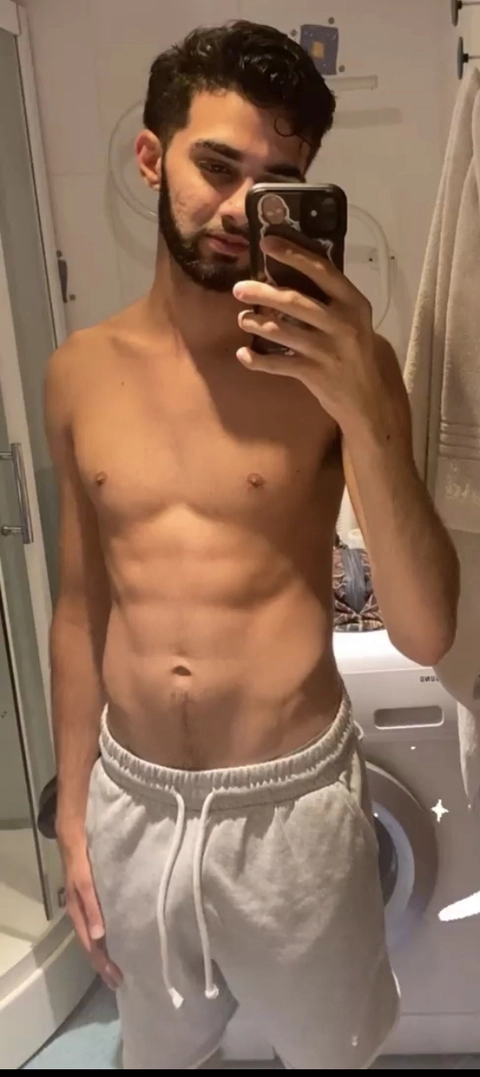 Ishan OnlyFans Picture