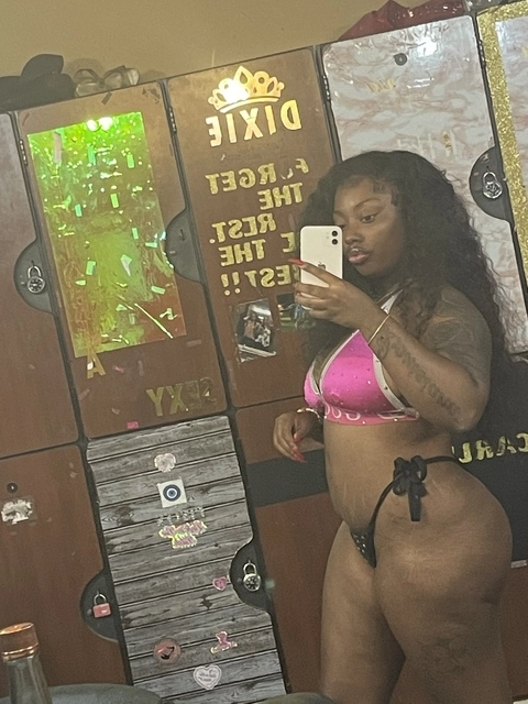 Mocha OnlyFans Picture