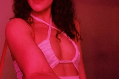embby OnlyFans Picture