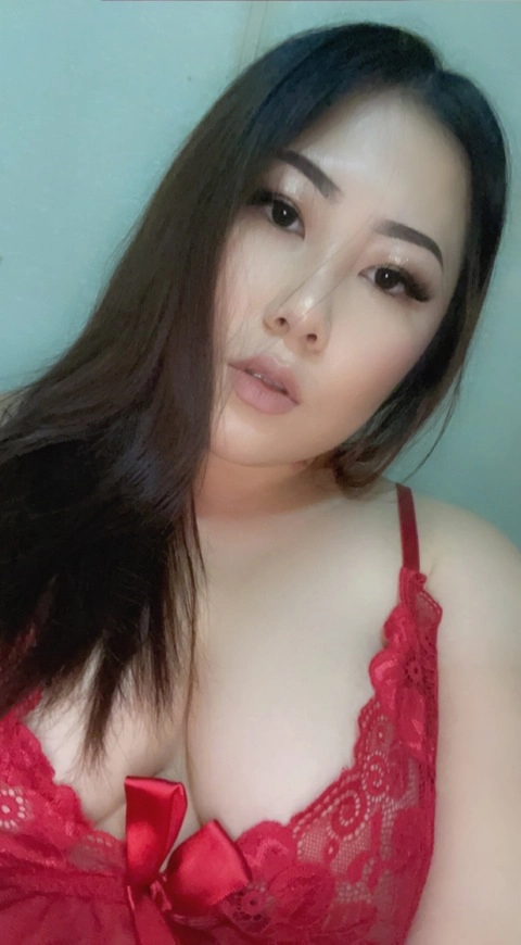 Aznpeonies OnlyFans Picture