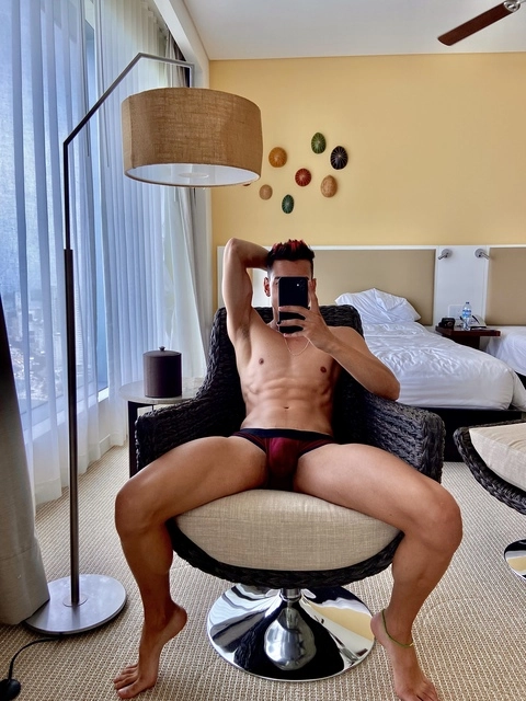 Andres Díaz OnlyFans Picture