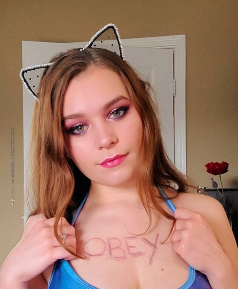 Katie Cat OnlyFans Picture