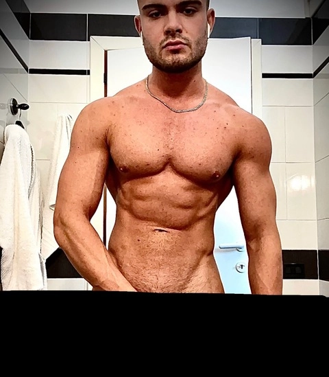 Chris_coba OnlyFans Picture