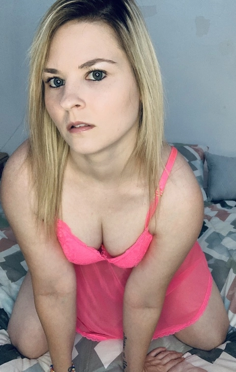 Sunflower OnlyFans Picture