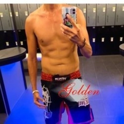 Golden OnlyFans Picture