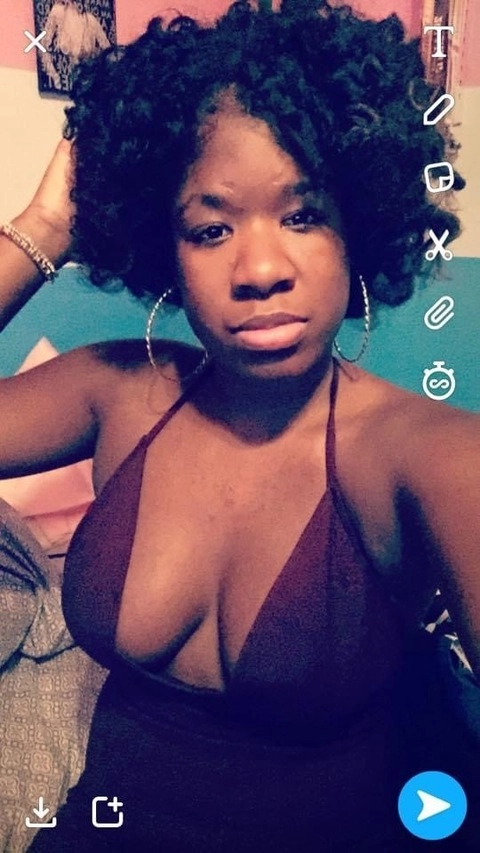 BeautyisLashay OnlyFans Picture