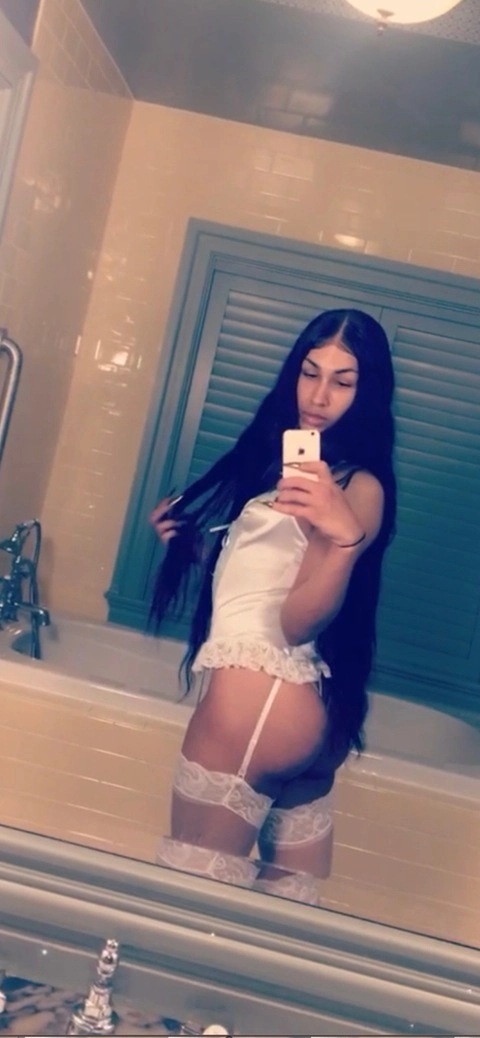 Ivy Nicole OnlyFans Picture