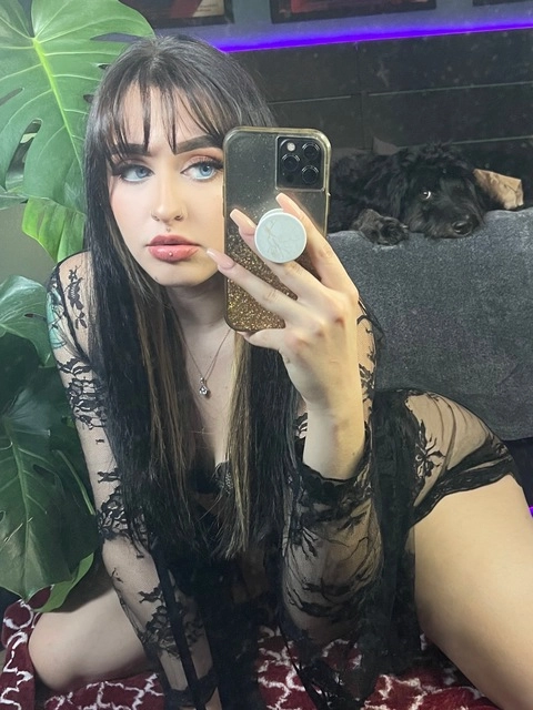Allie OnlyFans Picture