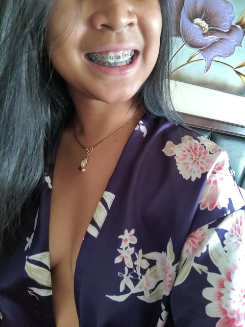 BlossomBraces OnlyFans Picture