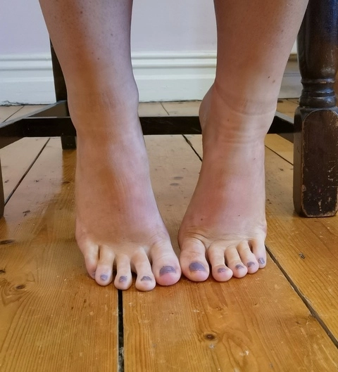 Cute feet