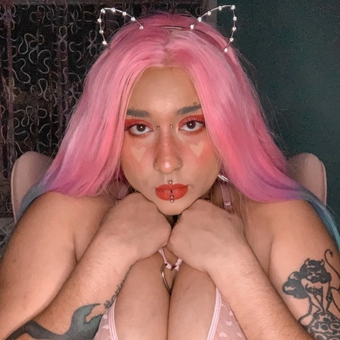 𝕿𝐑𝐄𝐘𝐒𝐔𝐑'𝐒 𝕮𝐇𝐄𝐒𝐓 🥀💗 OnlyFans Picture