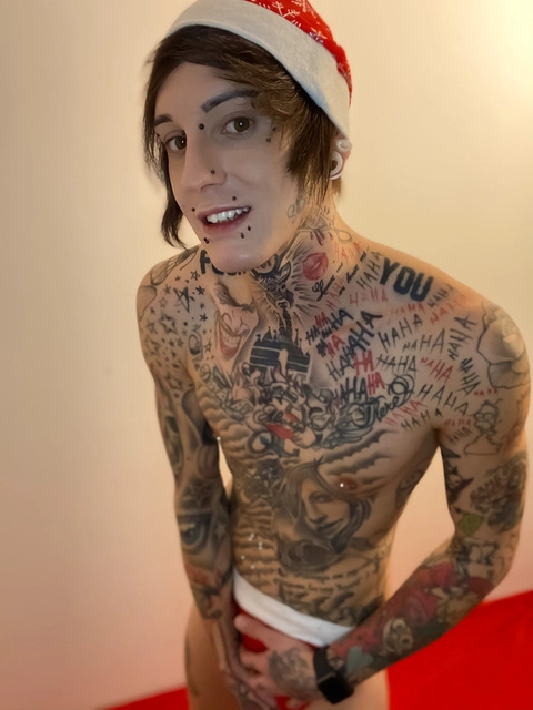 Tattooed guy 🔥 OnlyFans Picture