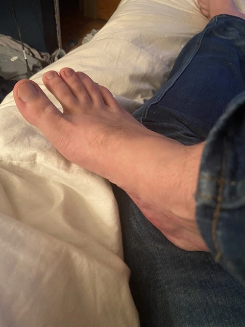 MySize13Feet OnlyFans Picture