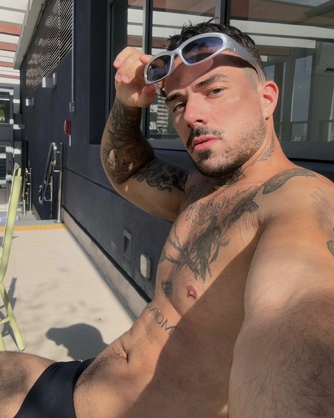 VIP ?️BRUNEV OnlyFans Picture