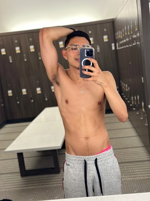 Latino uncutt OnlyFans Picture