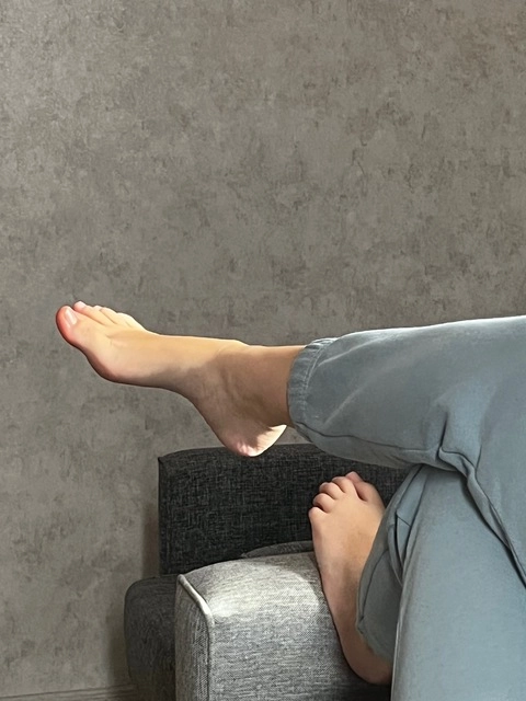 For.biddenfeet OnlyFans Picture