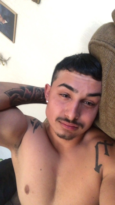 Moses Bustamante OnlyFans Picture