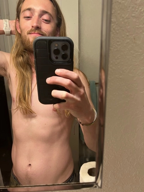 Zzzzzach OnlyFans Picture