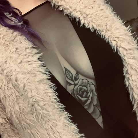 Lavender OnlyFans Picture