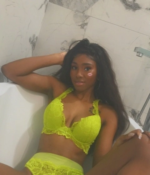 Aliyah Chanel OnlyFans Picture