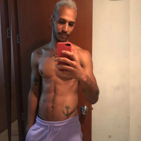 Max Brucce OnlyFans Picture