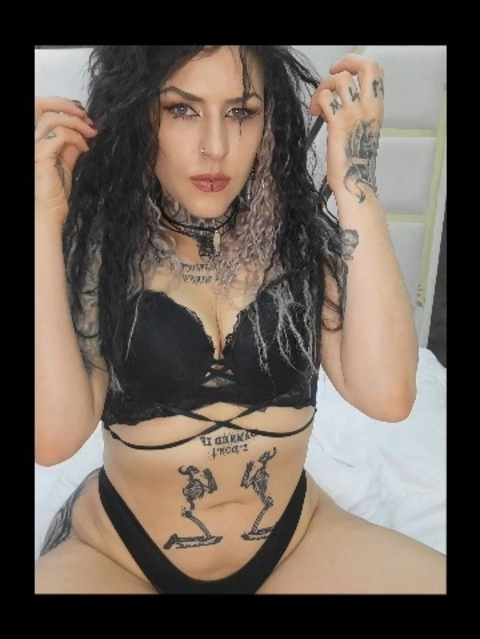 Mistress Arin OnlyFans Picture