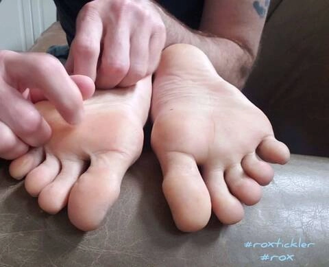 Roxtickler OnlyFans Picture