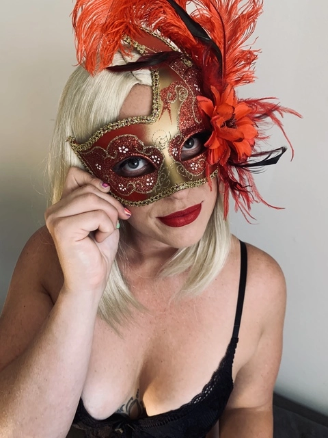 Jade’s Masquerade OnlyFans Picture