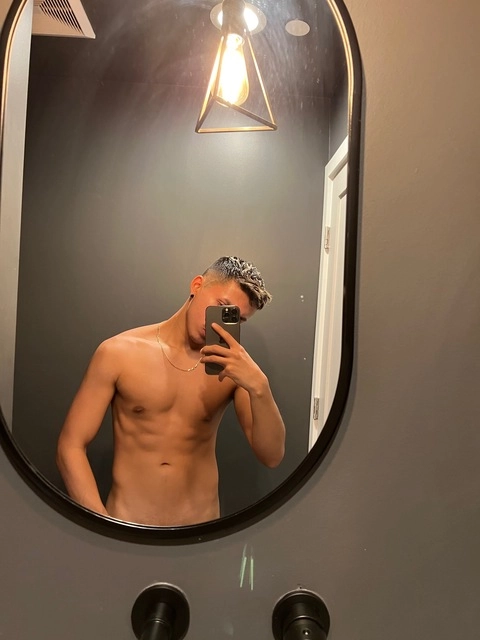 Zaden King OnlyFans Picture