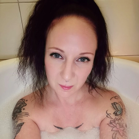 Teaseandpleaselorena OnlyFans Picture