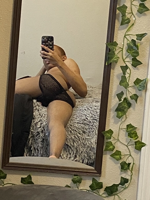 s. OnlyFans Picture