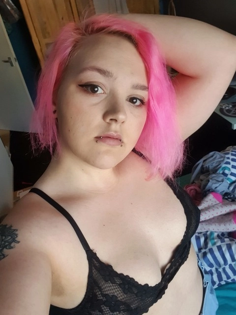 Evelyn Blossom OnlyFans Picture