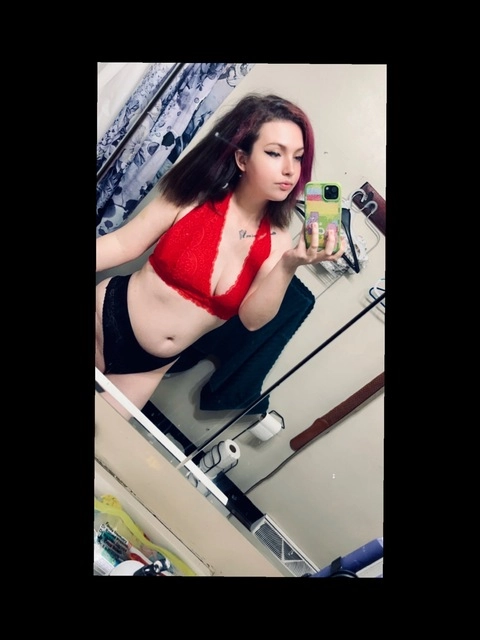 Lily Jean OnlyFans Picture