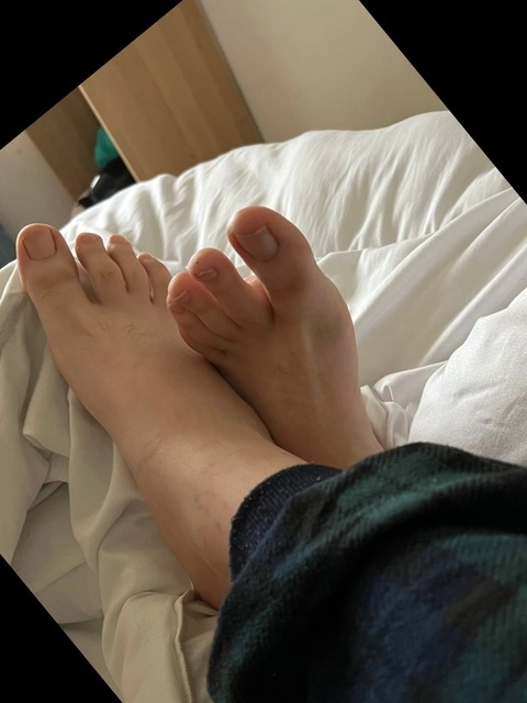 Feet Flop OnlyFans Picture