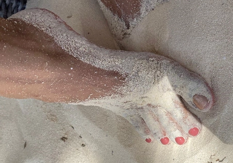 OBGY feet! OnlyFans Picture