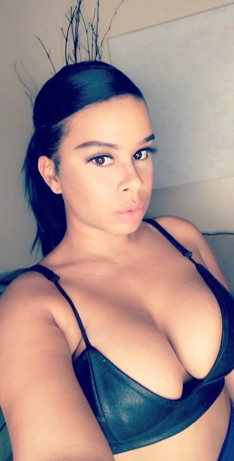 Diana OnlyFans Picture