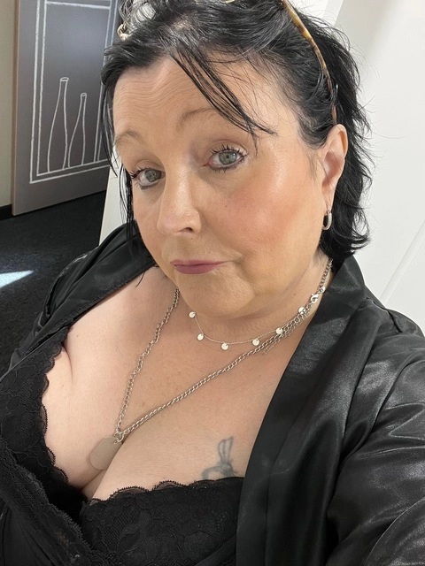 PlymouthEmmaBBW ? 24/08 ?? OnlyFans Picture